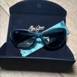 NEW Maui Jim Polarized Swept Away Sunglasses